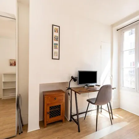 Magnificent Located In 11th * Paris