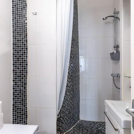 Magnificent Located In 11th