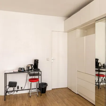 Magnificent Located In 11th *
